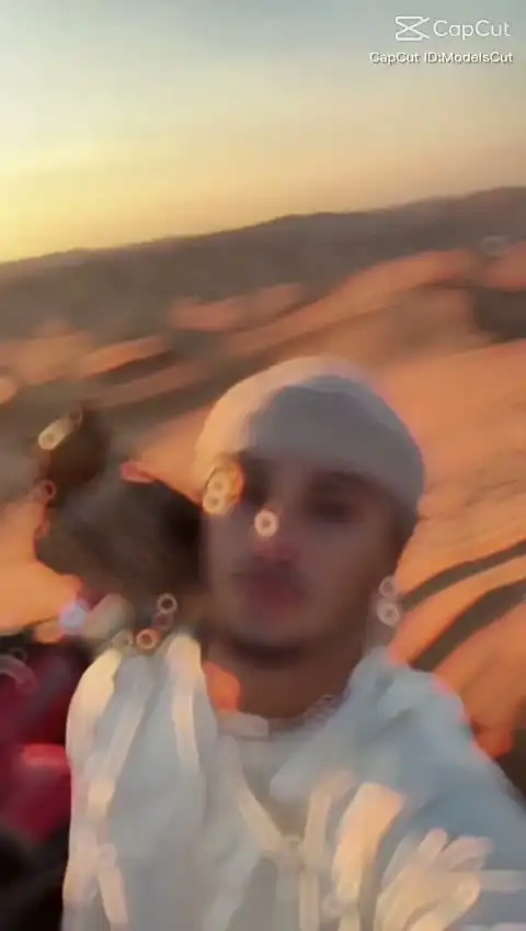 Sharara Blur Slomo Motion CapCut Template